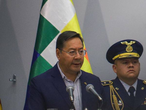 Luis Arce le envió un abrazo a Maduro y al pueblo venezolano que solo ha buscado la paz.