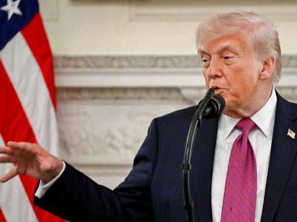 El anuncio de Trump se produjo tras una jornada de infarto, en la que aumentaba la incertidumbre a medida que se acercaba el fin de la tregua vigente desde el 6 de abril y que iba a expirar este miércoles.