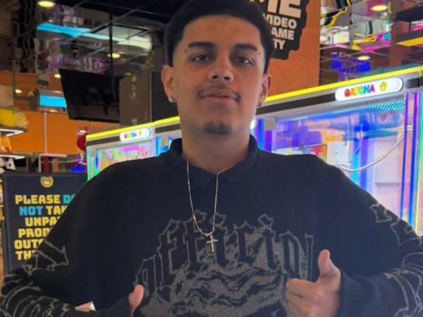 El joven hondureño Axel Gerardo Archaga Ríos fue deportado el 30 de abril de 2026 desde Estados Unidos tras ser detenido por conducir sin licencia en Atlanta.