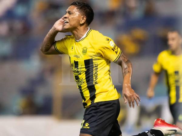 Bryan Moya anotó su primer gol con Real España en esta Copa Centroamericana.