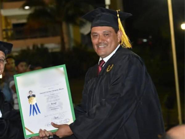 El peatón fue identificado como Alexander Trinidad Maradiaga Chacón, quien falleció a consecuencia del impacto. A continuación, los detalles del lamentable suceso.