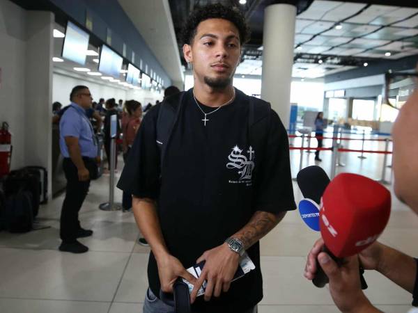 David Ruiz tuvo que salir del partido de Honduras ante Nicaragua por lesión.