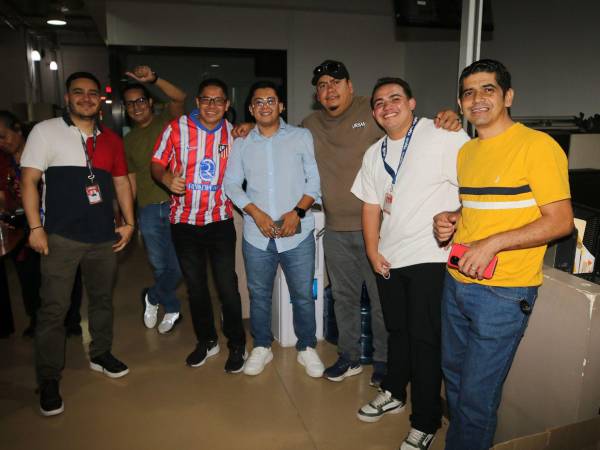 Kevyn Oseguera, Víctor Bustillo, Erlin Varela, Marcos Roque, Erick Castillo, Johan Raudales y Carlos Castellanos, de Deportes.