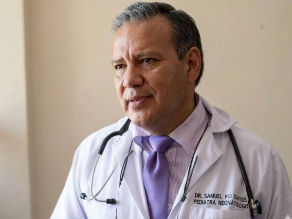 Samuel Santos, presidente del Colegio Médico de Honduras (CMH), afirmó que la institución carece de competencia legal para investigar la red de clínicas clandestinas.