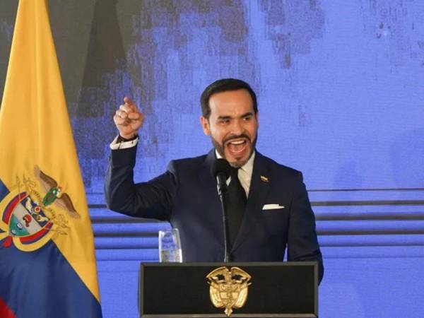 De la Espriella ordena ofensiva total contra el ELN y las disidencias en Arauca.