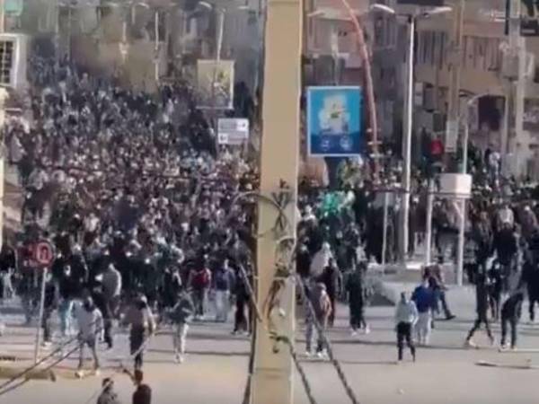 Las protestas en Irán se desataron el domingo pasado, motivadas por el deterioro de la situación económica, marcada por una inflación anual del 42%.