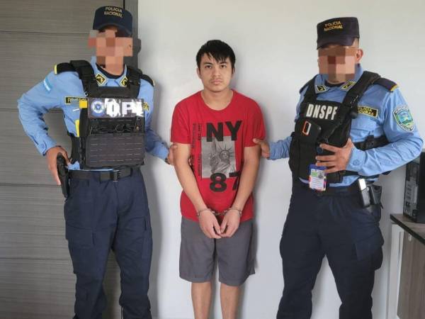 Merlin Josué Contreras fue arrestado luego de llegar a suelo hondureño, tras regresar deportado desde los Estados Unidos.