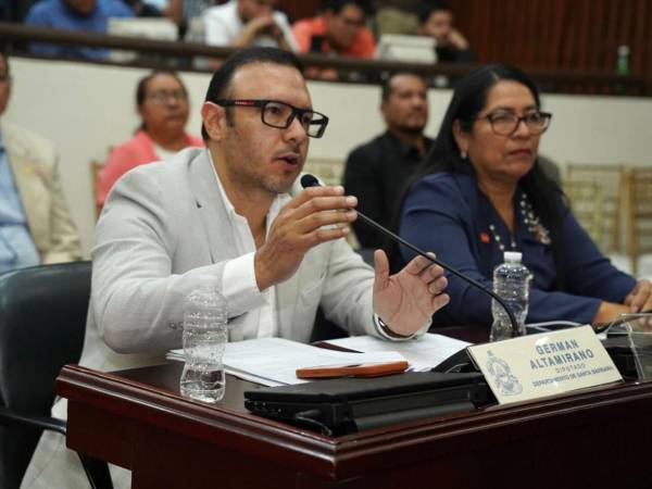 Germán Altamirano, actual diputado del partido Libertad y Refundación (Libre).