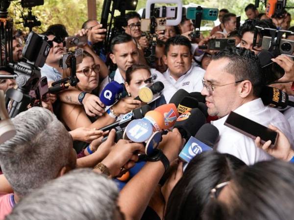 Durante un recorrido por el proyecto de cárcel abandonada en La Acequia, Santa Bárbara, Zambrano se refirió a las acciones que deberán ejecutar las autoridades para cumplir las disposiciones judiciales.