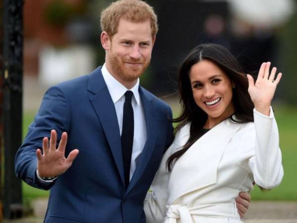 Harry y Meghan habrían acudido a la astróloga de celebridades Angela Pearl para que les ayude a mejorar su popularidad, según revelan varios medios.