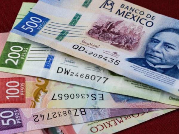 La propuesta llega además mientras México prepara la reducción gradual de la jornada laboral de 48 a 40 horas semanales hacia 2030.