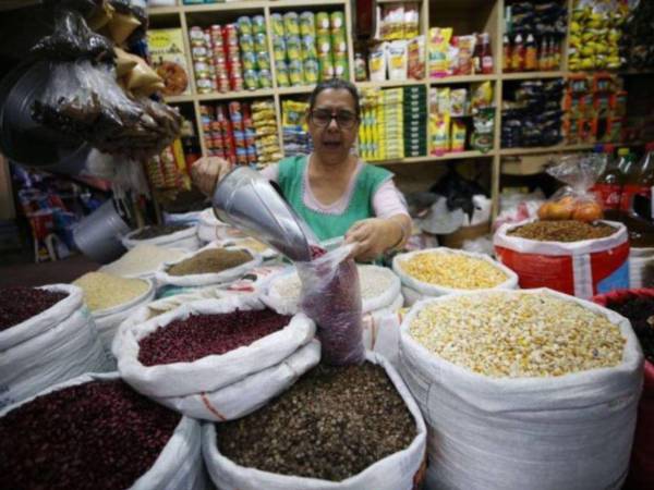 Hasta el 19 de abril la carga de frijol rojo costaba 4,000 lempiras, pero hoy su precio es aún mayor, según datos de la organización Defco.