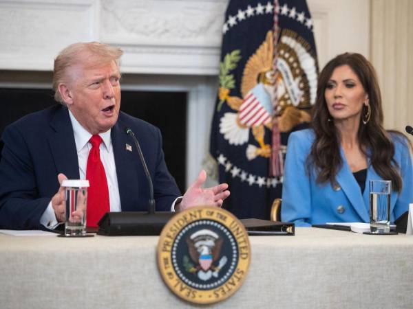 El presidente estadounidense ha llamado a los migrantes a autodeportarse del país.