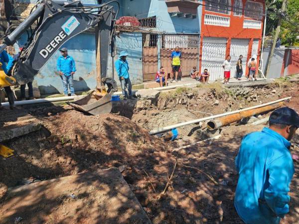 Ramiro Ordóñez falleció mientras realizaba trabajos de reparación de un tubo madre en la colonia El Reparto, en Tegucigalpa.
