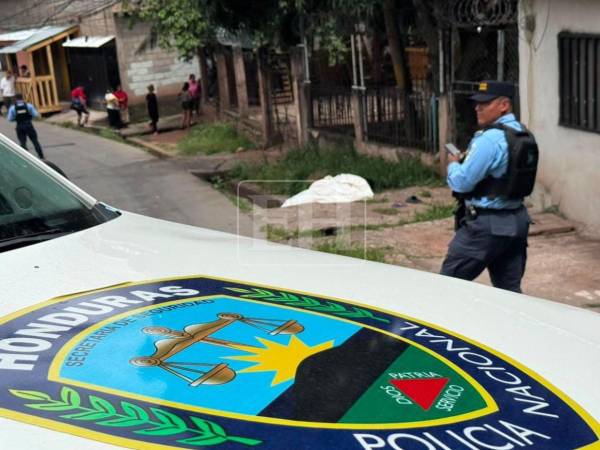 Daniel Cruz, de 25 años, murió tras ser atacado a balazos mientras conducía una motocicleta en la colonia 28 de Marzo de Tegucigalpa.