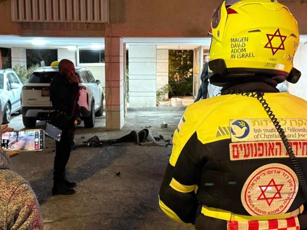 Las Fuerzas de Defensa de Israel (IDF) enviaron una orden de precaución directamente a los teléfonos móviles de las zonas afectadas.