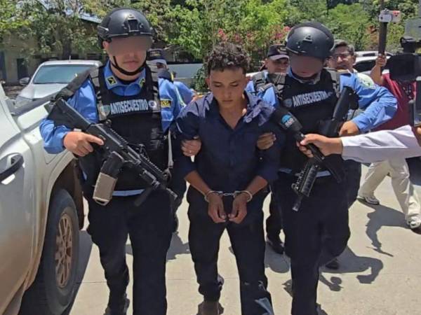 Wilmer Antonio Vega Aguilar será remitido ante la Fiscalía de Crimen Organizado para continuar con el proceso legal correspondiente.