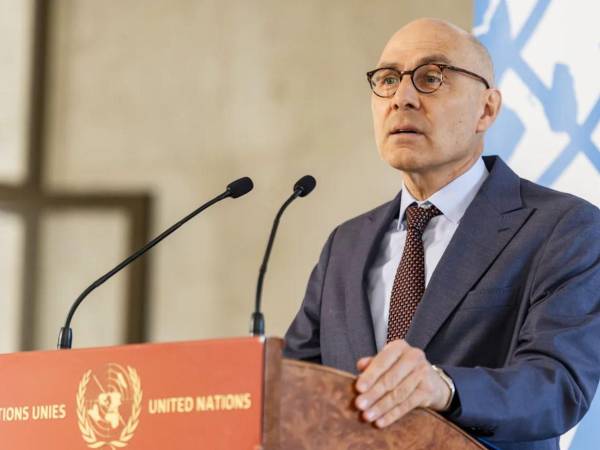 El alto comisionado Volker Türk advirtió que los ataques deliberados contra civiles constituyen crímenes de guerra, según el derecho internacional vigente.