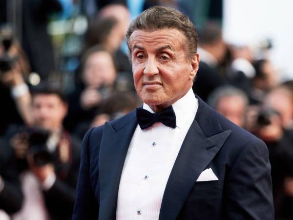 En 2025, el presidente de Estados Unidos nombró a Stallone, a Mel Gibson y a Jon Voight, embajadores especiales para hacer Hollywood más grande, mejor y más fuerte.