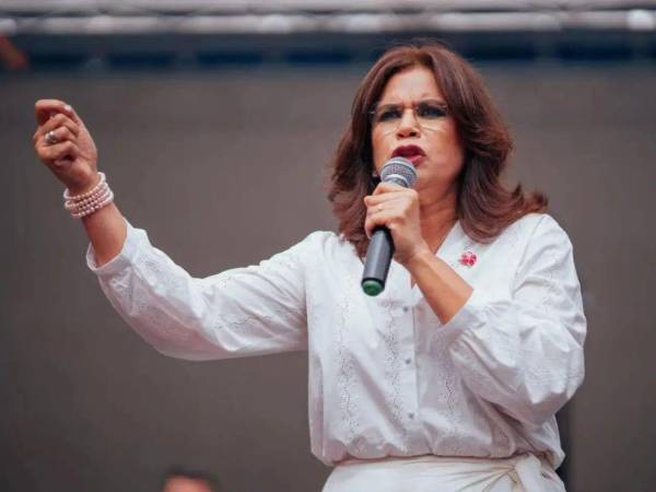 Rixi Moncada, excandidata presidencial del partido Libertad y Refundación (Libre).