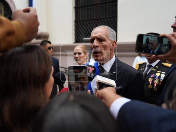 Arcadia señaló que la investidura presidencial representa un acto de responsabilidad histórica, al considerar que no se trata de un simple protocolo.