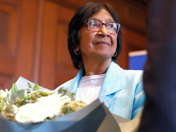La jurista sudafricana Navanethem Navi Pillay, ganadora del Premio Nobel de la Paz 2026 durante una rueda de prensa este viernes en Núremberg, Alemania.