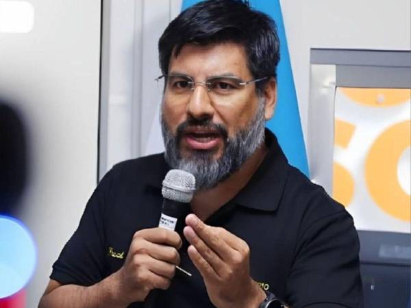 Zelaya aseguró que la investigación no representa una preocupación para él y reiteró su disposición a enfrentar el proceso correspondiente.