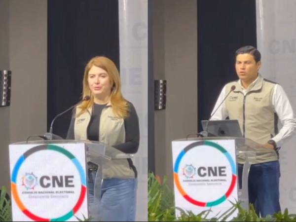 Los consejeros del CNE, Cossette López y Marlon Ochoa, expusieron sus diferencias.