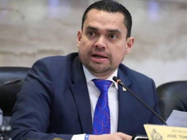 Zambrano adelantó que desde el Congreso se enviará este material para su revisión por entidades certificadas en Estados Unidos.
