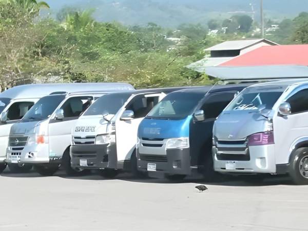En la colonia Cerro Verde, específicamente en la ruta López Arellano–San Pedro Sula, se paralizaron las labores.