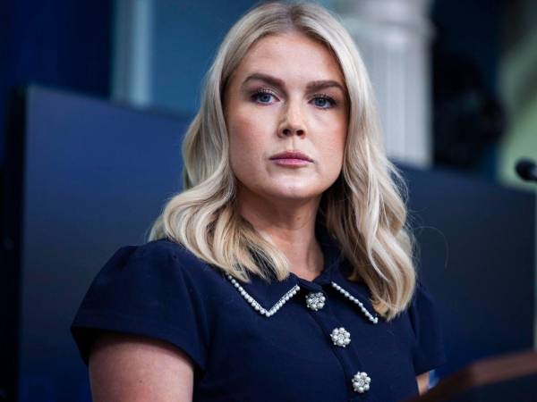 La Casa Blanca reporta más de 300,000 arrestos de indocumentados en seis meses bajo la administración Trump.