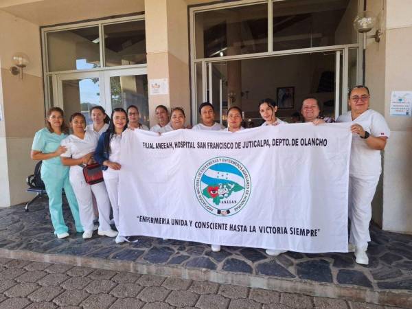 A nivel nacional, enfermeros y enfermeros auxiliares se encuentran en protestas y asambleas informativas debido al incumplimiento de acuerdos por parte de las autoridades gubernamentales.