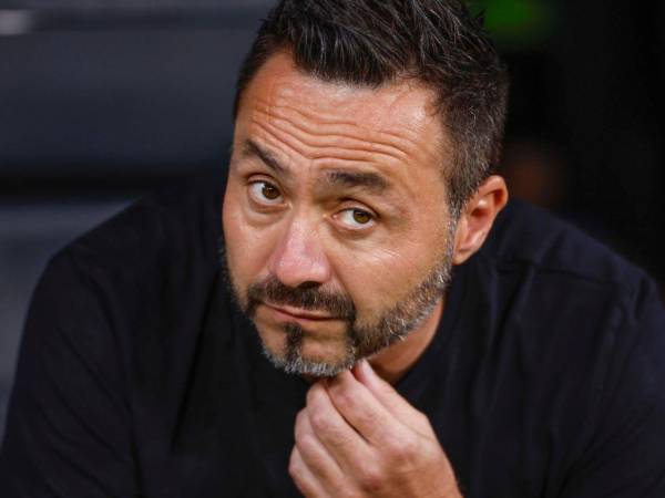 Roberto De Zerbi, técnico del Marsella, cuestionaron el arbitraje en el juego ante Real Madrid.