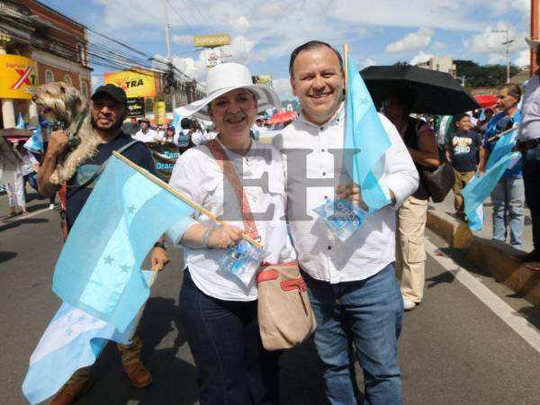 Darío Banegas afirmó que participa en la caminata de las iglesias como cristiano y no como político.