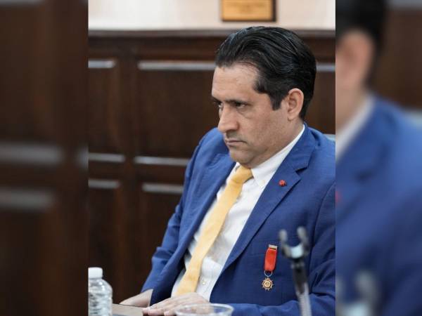 Mario Morazán negó haber hostigado a la magistrada del TJE, Miriam Barahona, quien falleció recientemente.