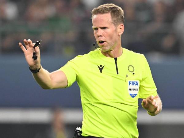 El árbitro canadiense Drew Fischer ya ha dirigido a la selección de Honduras.