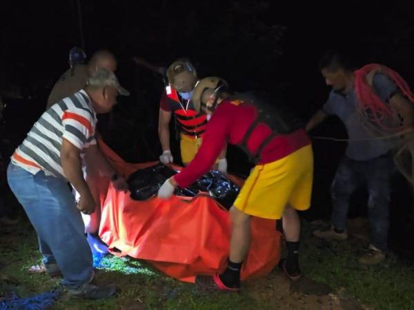 En la noche del sábado fue encontrado el cuerpo de un hombre que fue arrastrado por las aguas de una quebrada en Copán.