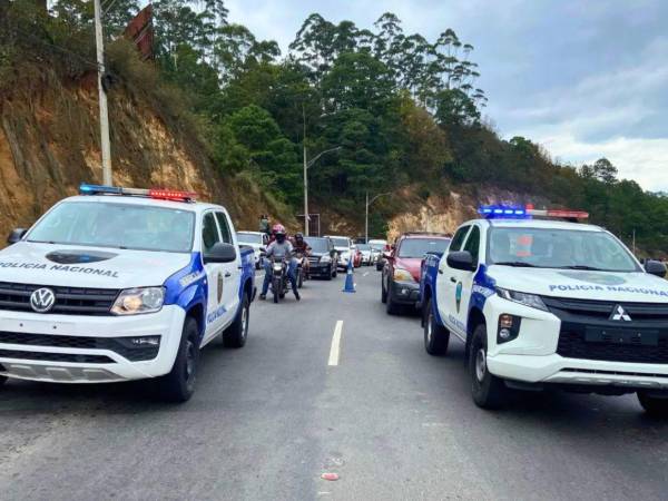 En años anteriores, Tránsito encabezaba las caravanas para controlar el movimiento de los vehículos que retornaban a la capital, pero este año suspendieron la medida.