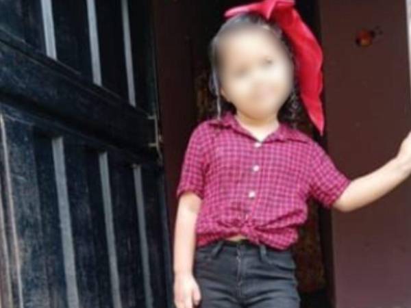 Mabelyn Rodriguez, de tres años de edad, murió tras ser embestida por un bus en Guaimaca.