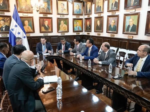 La junta directiva del Congreso Nacional y los jefes de bancada decidirán los temas prioritarios a tratar en estas sesiones.