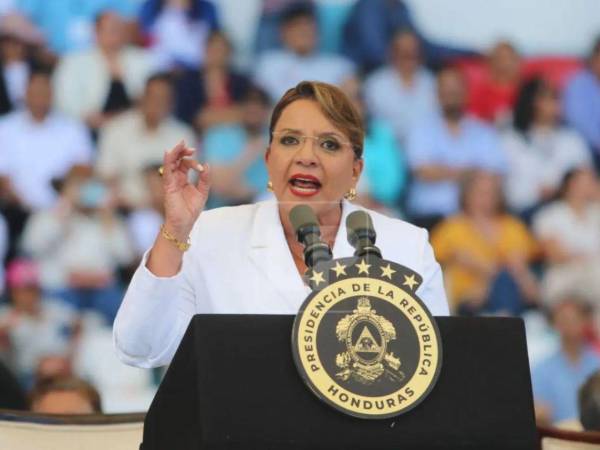 La presidenta también justificó la sanción del decreto aprobado por 69 diputados del Congreso Nacional.