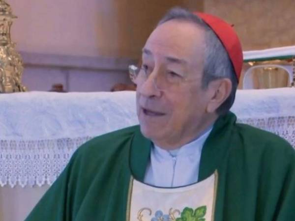 El cardenal brindó un mensaje de fe este domingo en la homilía.