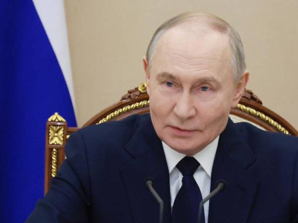 El jefe de la diplomacia rusa enfatizó que esa acción se cometió durante unas intensas negociaciones entre Rusia y Estados Unidos para resolver el conflicto ucraniano.