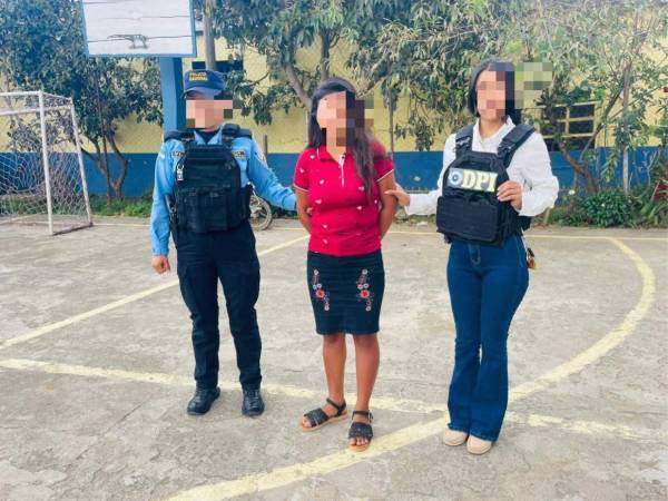 María Yessenia García López, de 20 años de edad, fue puesta a las órdenes de la Fiscalía.