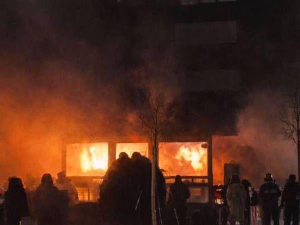 El incendio en un bar de Crans-Montana dejó un saldo de 40 muertos, según las autoridades.