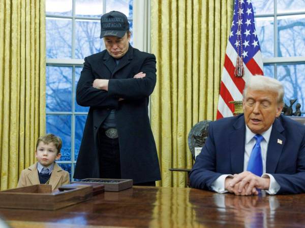 Elon Musk dejó su cargo liderando el Departamento de Eficiencia Gubernamental (DOGE) al no estar de acuerdo con el nuevo plan fiscal anunciado por la administración de Donald Trump.