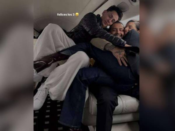 Juntos y más enamorados que nunca. Estas son las imágenes que el influencer Kunno publicó afirmando que Ángela Aguilar y Christian Nodal se encuentran muy felices.