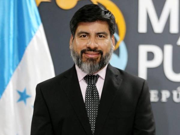 Al fiscal general, Johel Zelaya, también se le acusa de intentar boicotear las elecciones.