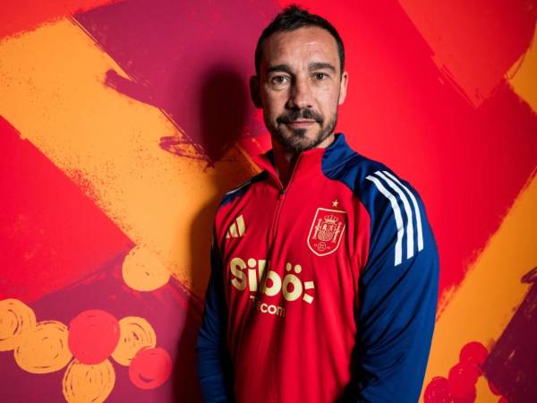 Pablo Amo ha estado dirigiendo selecciones menores de España y fue asistente de la mayor.