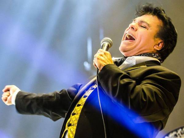 A casi diez años de su partida, la figura de Juan Gabriel vuelve a conmover al público con el estreno de Juan Gabriel Debo, puedo y quiero, una producción de Netflix que desnuda los capítulos más ocultos del intérprete.